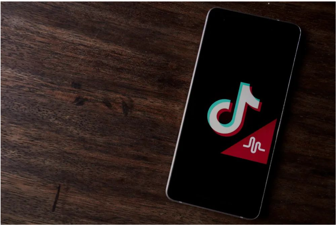 US Kongressmemberen fuerderen ByteDance fir TikTok bannent 165 Deeg ze verdauen An den éischte sechs Woche vun dësem Joer sinn iPhone Verkaf a China ëm 24% Joer zu Joer gefall.